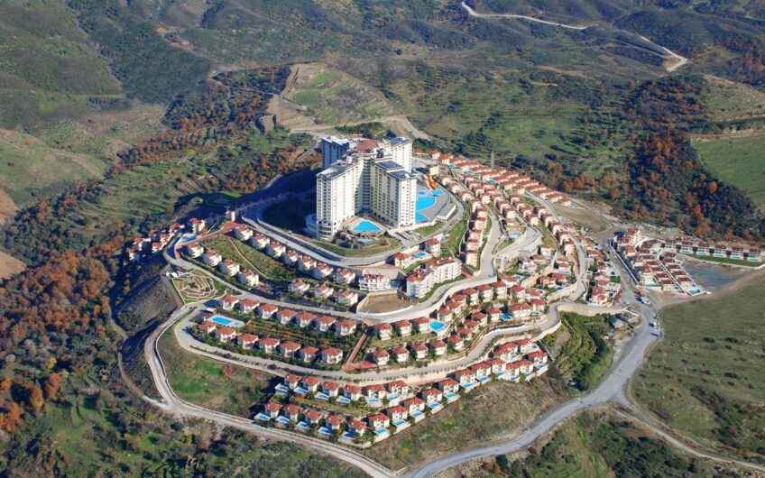 Triplex Town House for Sale in Goldcity Alanya