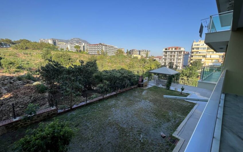 Large Duplex Apartment for sale in Kestel Alanya
