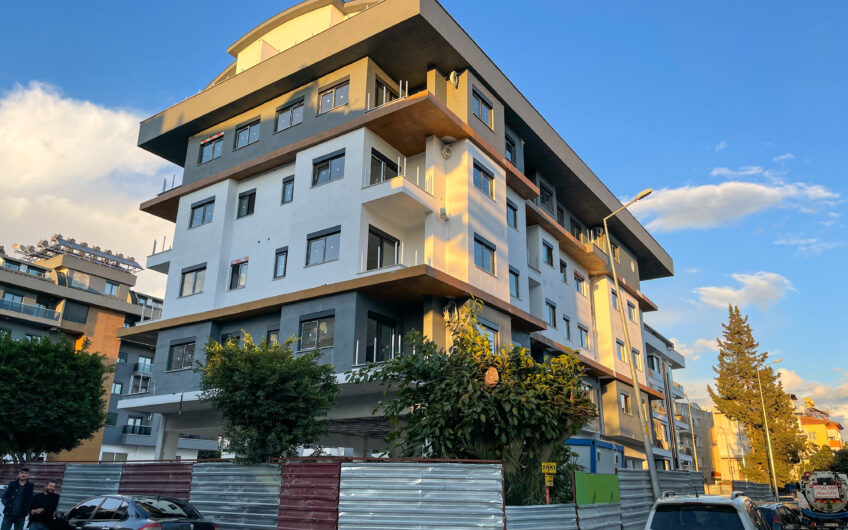 2+1 Duplex Apartment in Güllerpınarı Neighborhood