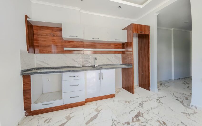 1+1 Flat for Sale in Tomris Residence Mahmutlar