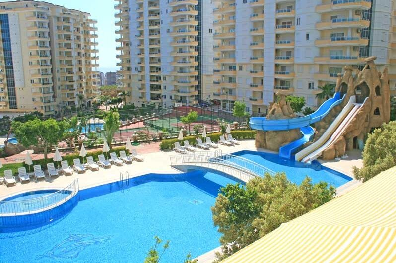 Spacious and fully furnished 2+1 apartment in Mahmutlar