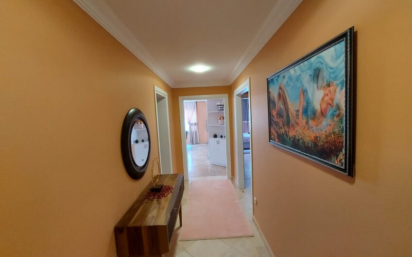 2+1 spacious and furnished apartment for sale in Mahmutlar