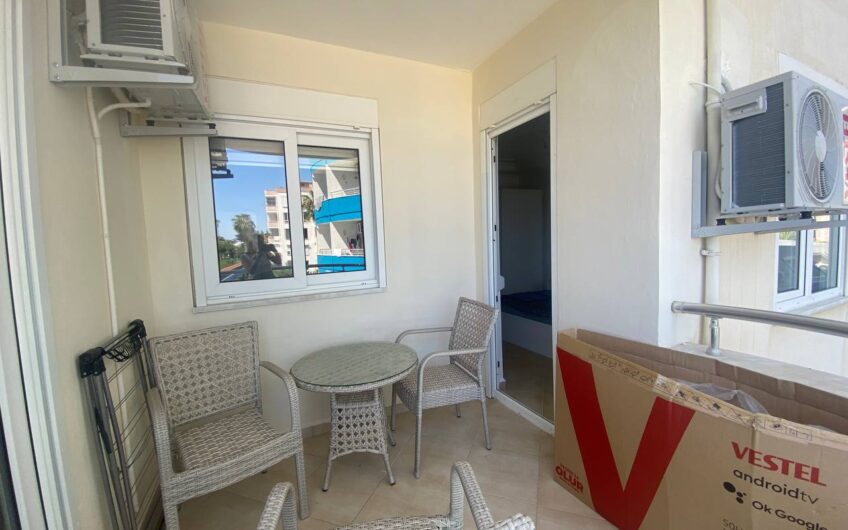 2 room apartment for sale by the sea in Tosmur