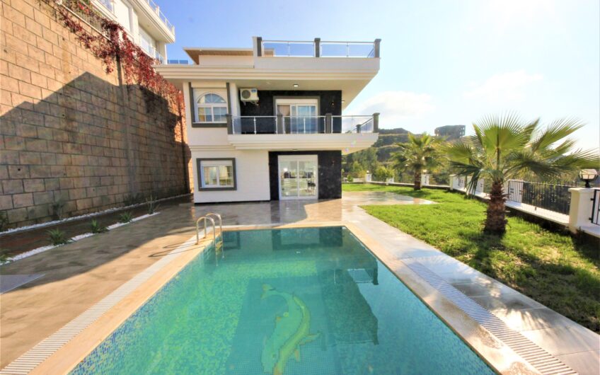 4 room villa with pool suitable for citizenship