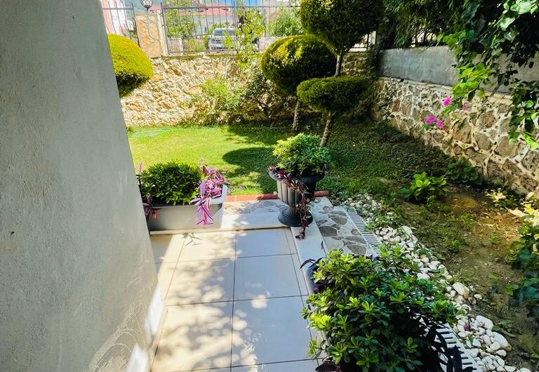 Garden duplex suitable for citizenship in Kestel