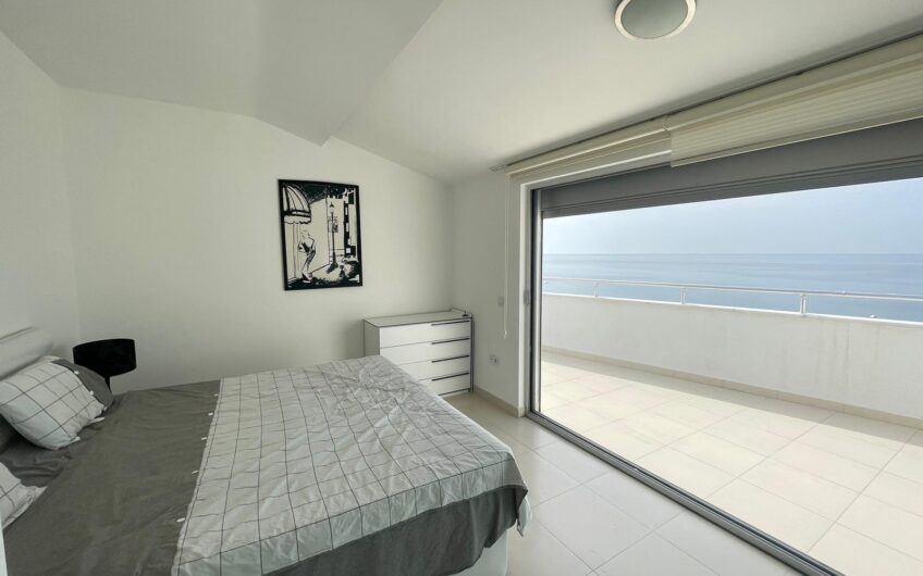 3 room duplex with sea view in Kestel