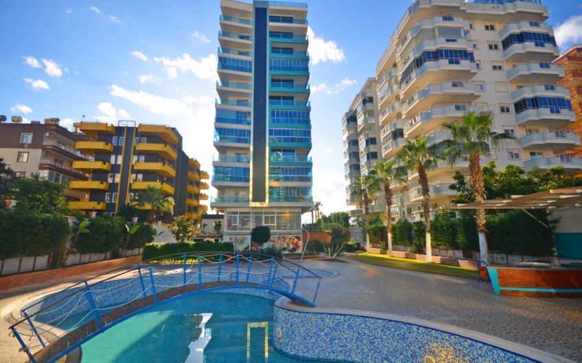 Luxurious seafront excellent apartment