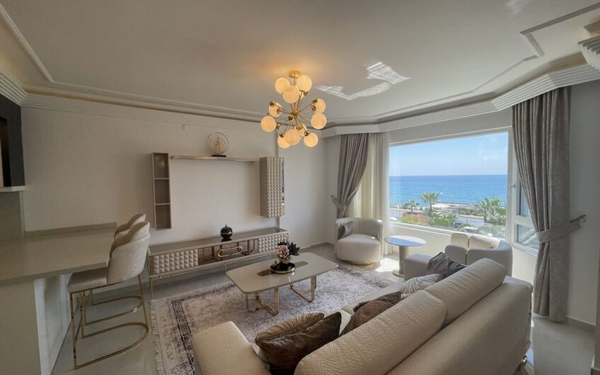 Luxury seafront apartment in Tosmur