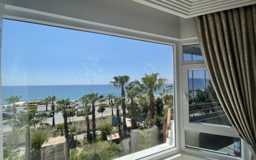 Luxury seafront apartment in Tosmur