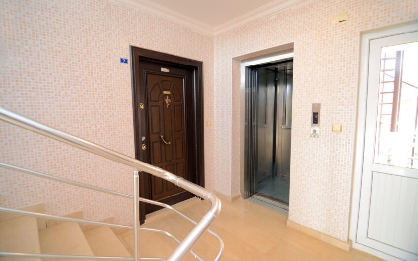 Меблированная квартира 2+1 рядом с морем в Махмутларе, Алания, Турция