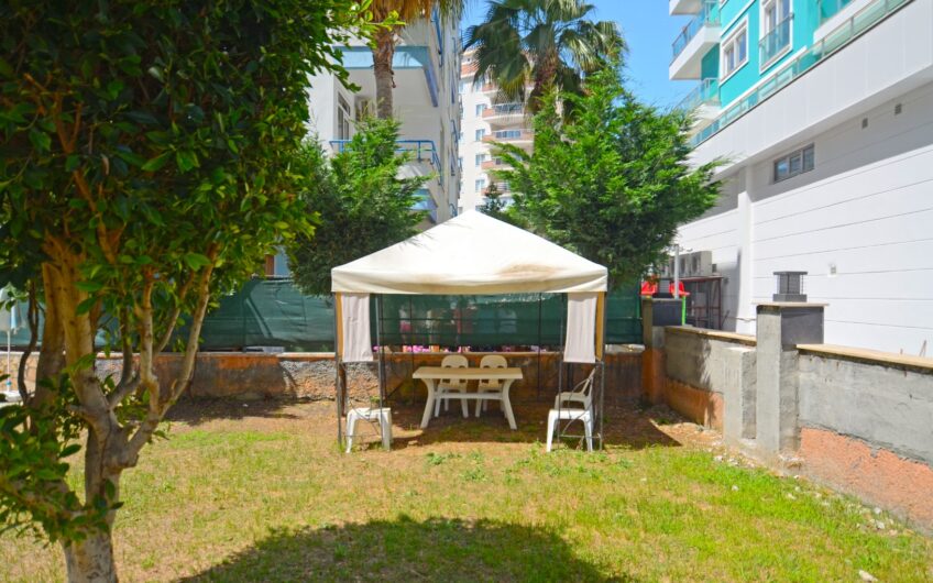 Меблированная квартира 2+1 рядом с морем в Махмутларе, Алания, Турция