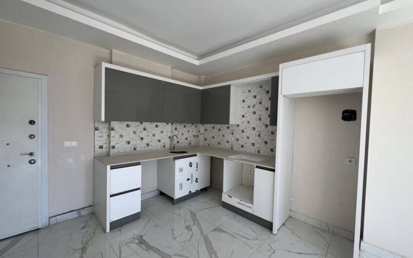 2 Room Urgent Sale New Apartment Mahmutlar Alanya Turkey