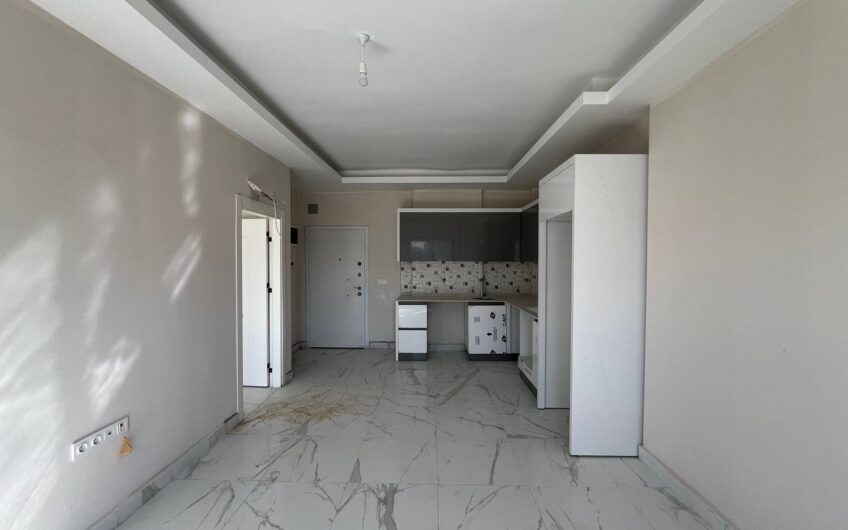 2 Room Urgent Sale New Apartment Mahmutlar Alanya Turkey