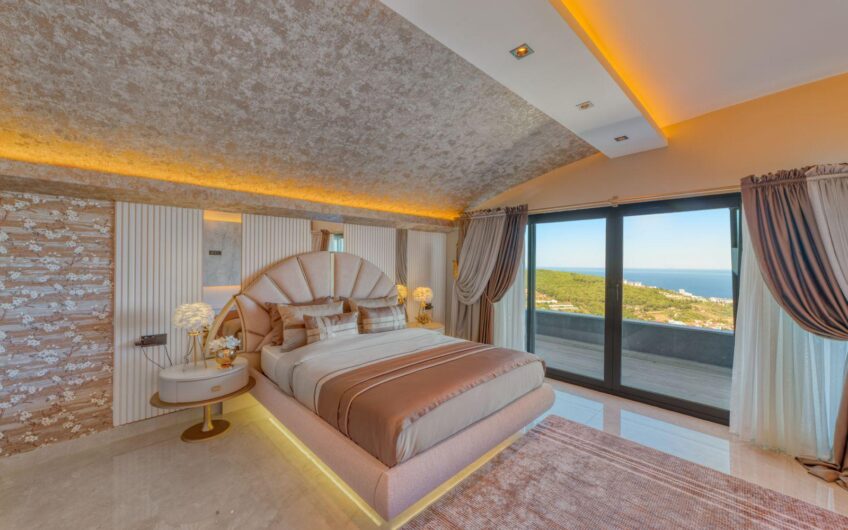 Detached Villa in Alanya Kargıcak Suitable for Turkish Citizenship