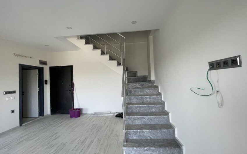 2+1 Penthouse Apartment for sale in Avsallar Alanya Turkey