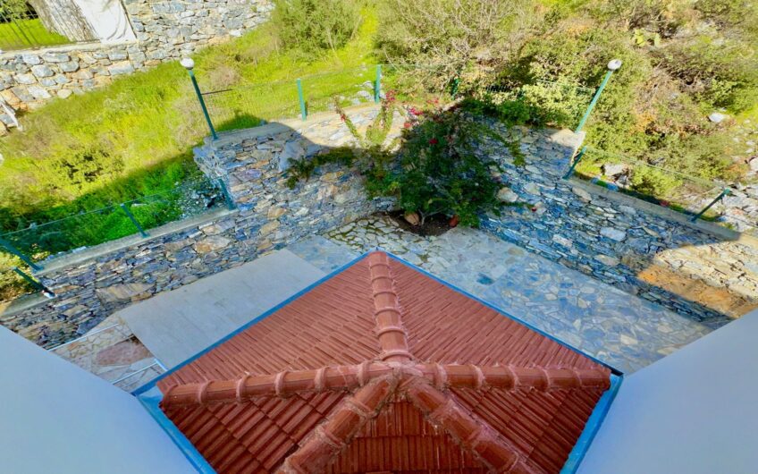 LYXVILLA MED FULL HAVS- OCH SLOTTSUTSIKTER I ALANYA, TURKIET