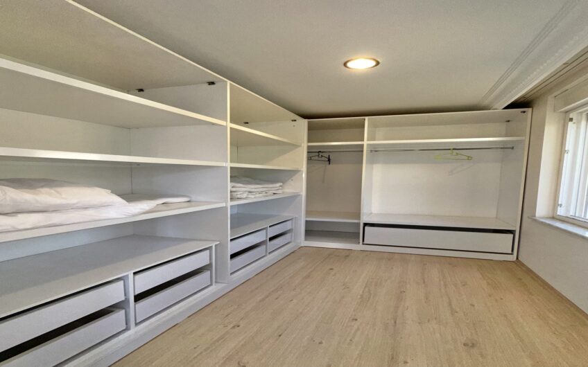 LYXVILLA MED FULL HAVS- OCH SLOTTSUTSIKTER I ALANYA, TURKIET