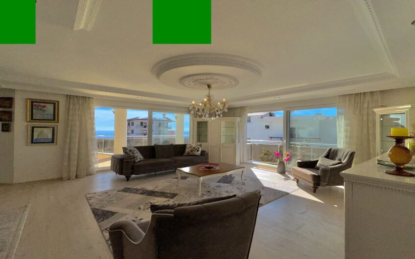 LYXVILLA MED FULL HAVS- OCH SLOTTSUTSIKTER I ALANYA, TURKIET