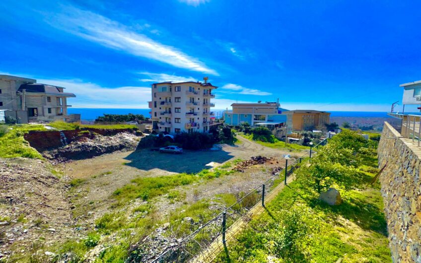 LYXVILLA MED FULL HAVS- OCH SLOTTSUTSIKTER I ALANYA, TURKIET