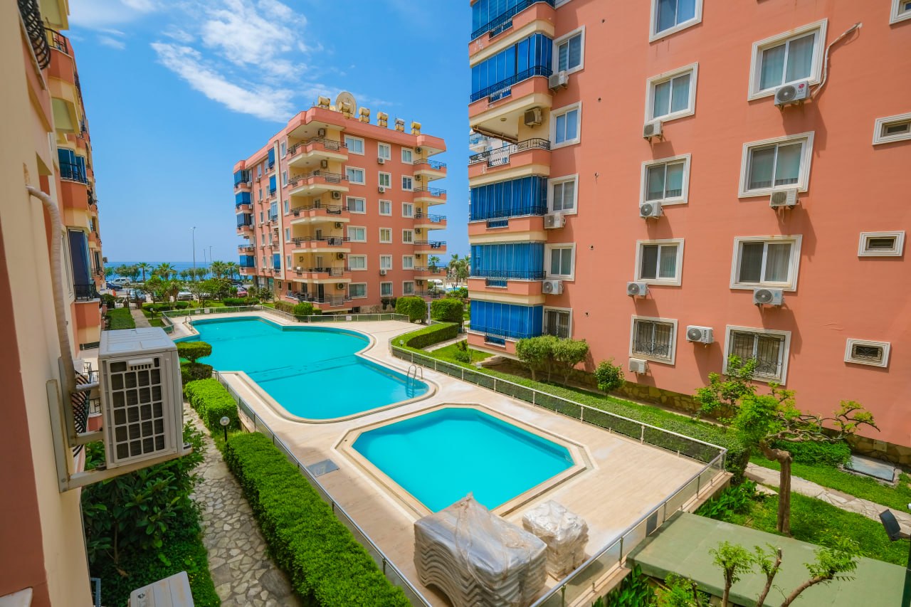 3 Room Apartment for sale at first line from the Beach in Mahmutlar Alanya