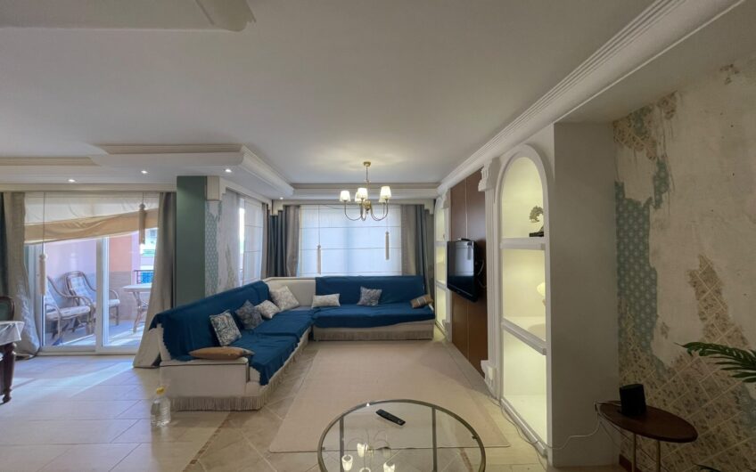 3 Room Apartment for sale at first line from the Beach in Mahmutlar Alanya