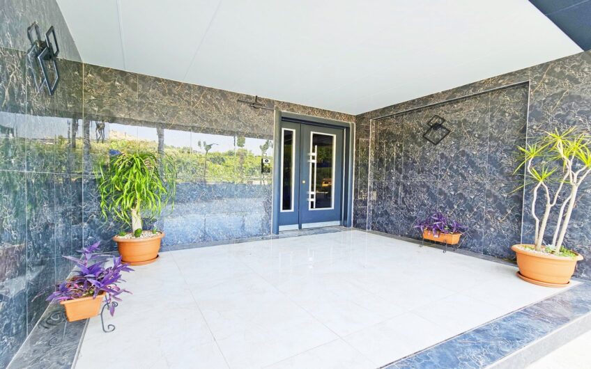1+1 Apartments for Sale by the Sea in Kargıcak, Alanya