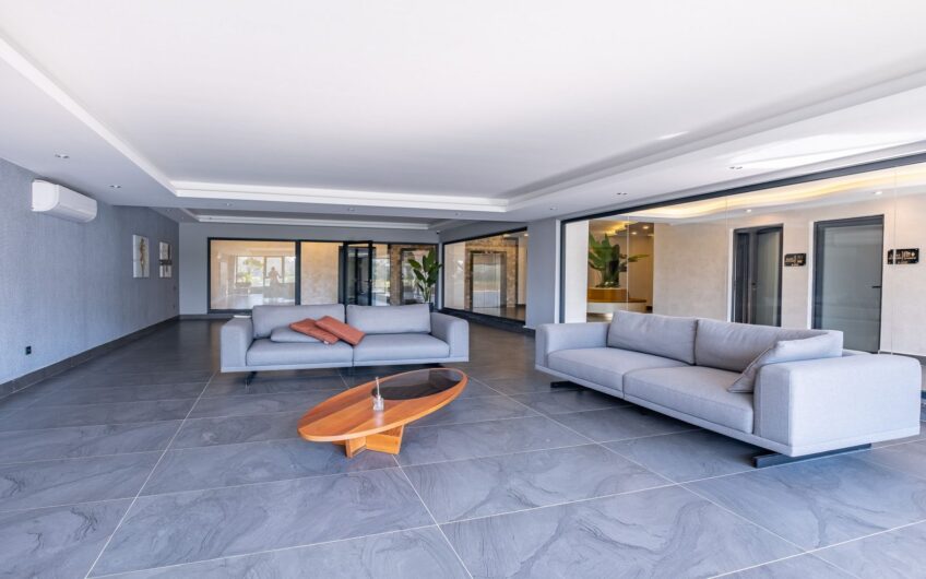 4 Room Penthouse for Sale in Demirtaş, Alanya – Suitable for Resident Permit