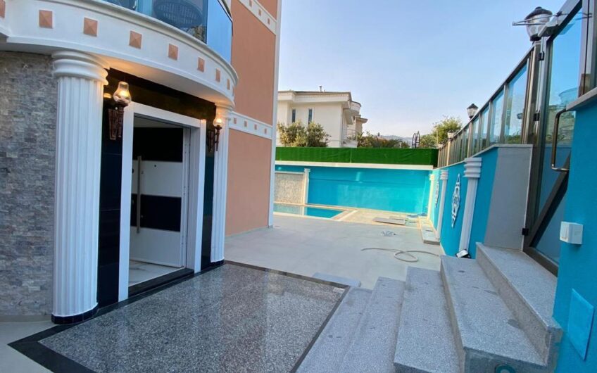 5+1 Triplex Villa for Sale in Alanya Kestel | Sea View