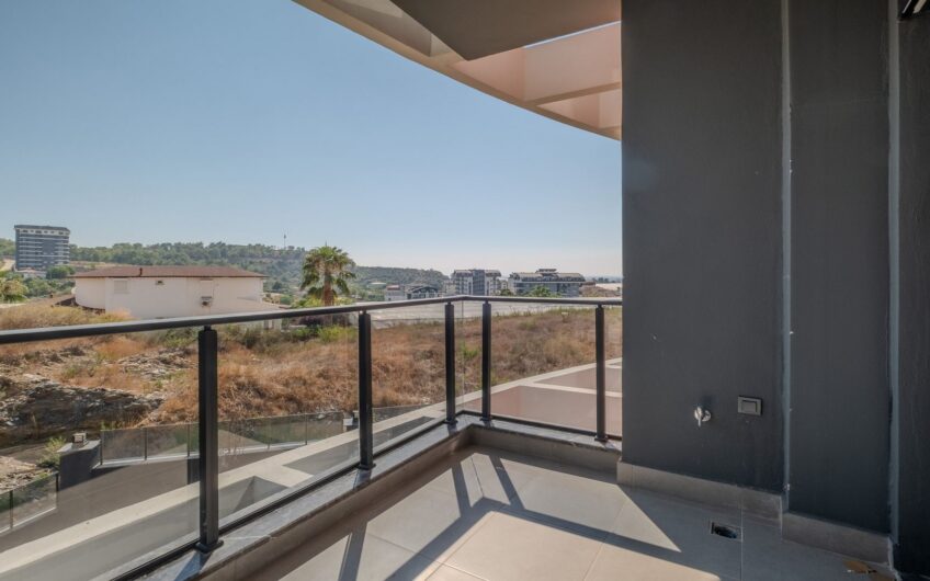 4 Room Penthouse for Sale in Demirtaş, Alanya – Suitable for Resident Permit