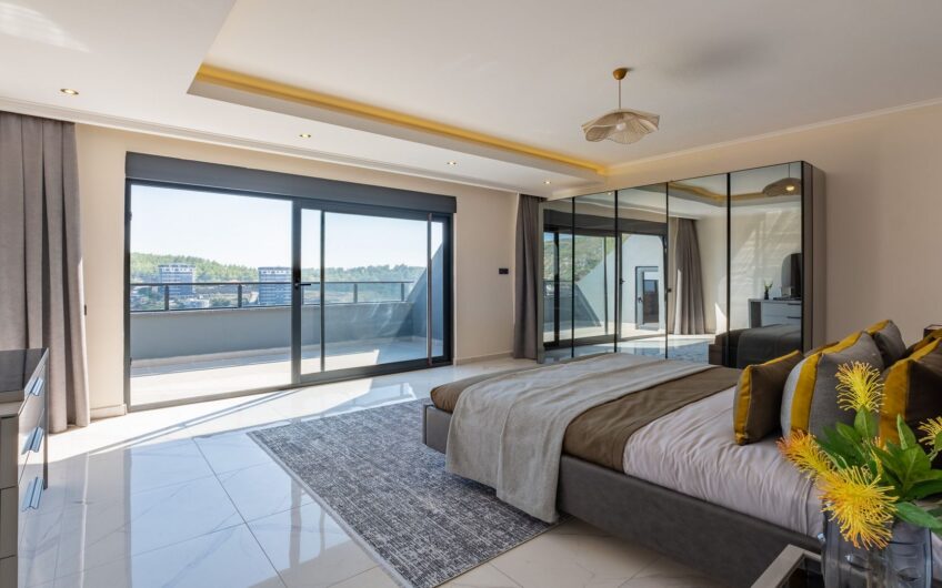 4 Room Penthouse for Sale in Demirtaş, Alanya – Suitable for Resident Permit