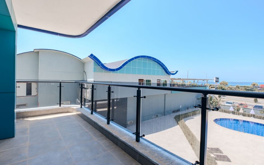 1+1 Apartments for Sale by the Sea in Kargıcak, Alanya