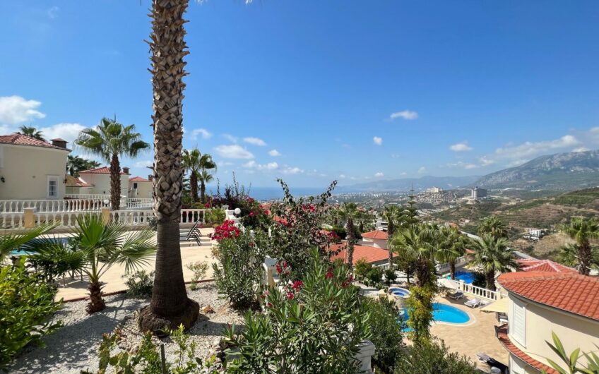 Luxury Detached Villa with Panoramic Sea and Castle Views in Kargıcak, Alanya