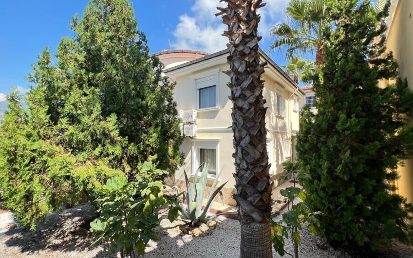 Luxury Detached Villa with Panoramic Sea and Castle Views in Kargıcak, Alanya