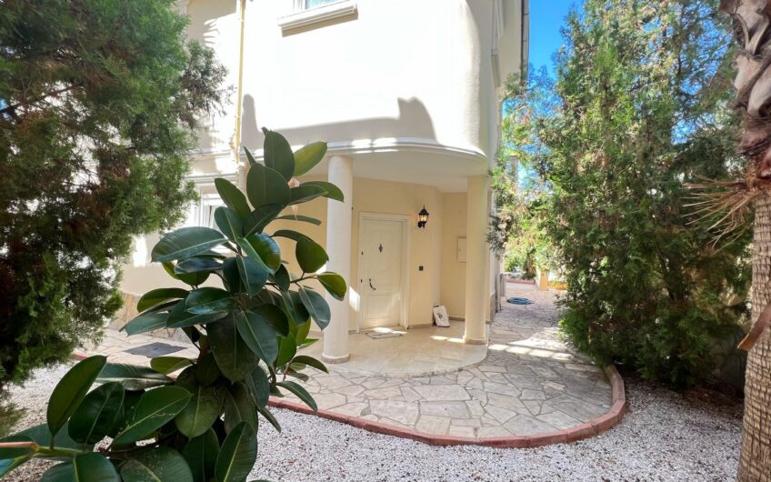 Luxury Detached Villa with Panoramic Sea and Castle Views in Kargıcak, Alanya