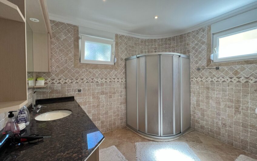 Luxury Detached Villa with Panoramic Sea and Castle Views in Kargıcak, Alanya