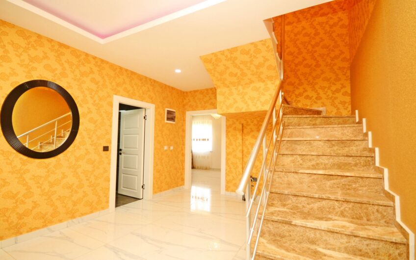 LUXURY 4 ROOM DUPLEX, 300 METERS FROM THE SEA IN KARGICAK, ALANYA
