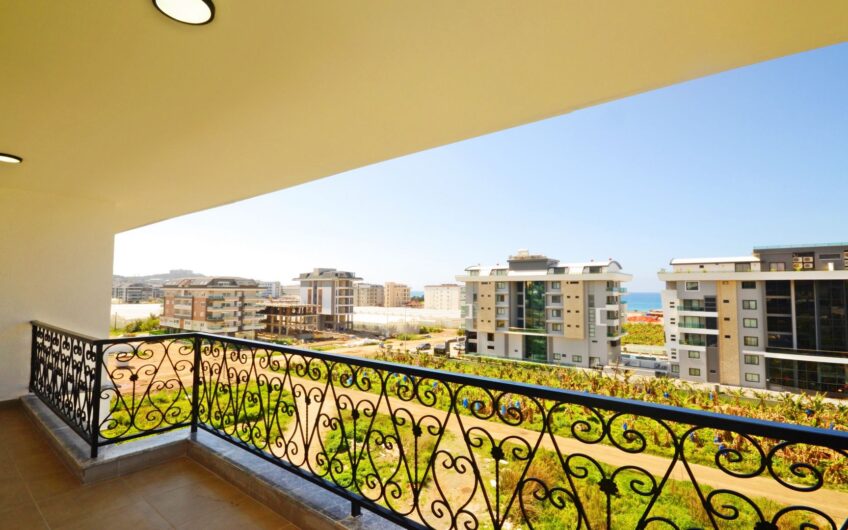 LUXURY 4 ROOM DUPLEX, 300 METERS FROM THE SEA IN KARGICAK, ALANYA