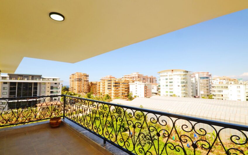 LUXURY 4 ROOM DUPLEX, 300 METERS FROM THE SEA IN KARGICAK, ALANYA
