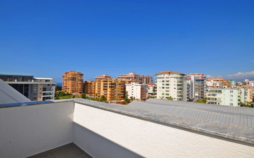 LUXURY 4 ROOM DUPLEX, 300 METERS FROM THE SEA IN KARGICAK, ALANYA