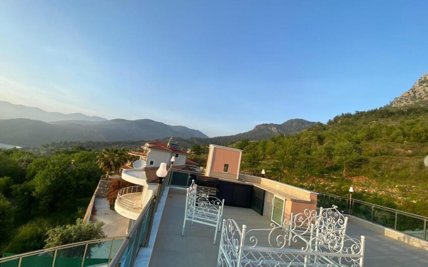 5+1 Triplex Villa for Sale in Alanya Kestel | Sea View